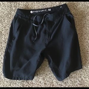 Board hybrid shorts